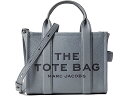 ■商品詳細■ブランドMarc Jacobs マークジェイコブス■商品名Marc Jacobs The Small Toteザ スモール トート■商品状態新品未使用・並行輸入品■色Wolf Grey■詳細ジッパー開閉式.-デュアルレザーハンドル。-取り外し可能なレザーショルダーストラップ。-内側にジッパー付きポケット。-内側にスリップポケット。-外装に刺繍されたブランドのディテール。-デボス加工の署名ロゴ。-革製.-テキスタイルの裏地.■備考(取寄) マークジェイコブス レディース ザ スモール トート Marc Jacobs women Marc Jacobs The Small Tote Wolf GreyMarc Jacobs マークジェイコブス ショルダーバッグ ボディバッグ 鞄 バッグ カバン ブランド ファッション レディース 女性 カジュアル zp-9535418and more...