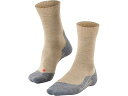 ■商品詳細■ブランドFalke ファルケ■商品名Falke TK5 Merino Blend Trekking SocksTK5 メリノ ブレンド トレッキング ソックス■商品状態新品未使用・並行輸入品■色Beige (Nature Mel 4100)■詳細軽いクッション性とメリノウールのミックスのおかげで、これらのFalkeTK5ハイキングソックスは、市内旅行やレジャー活動中に優れた靴の接触と優れた断熱性を提供します。-最適な乾燥のための吸湿発散性仕上げ。-完璧な温度調節と優れた快適性のために最適化された形状。-熱調節のための優れた断熱性。-バージンウール38％,ポリプロプレン34％,ポリアミド28％.-洗濯機洗い可.-ドイツ製.■備考(取寄) ファルケ メンズ TK5 メリノ ブレンド トレッキング ソックス Falke men Falke TK5 Merino Blend Trekking Socks Beige (Nature Mel 4100)Falke ファルケ メンズ ソックス 靴下 レッグウェア ブランド スポーツ 男性 カジュアル ファッション 大きいサイズ ビックサイズ zp-9567219