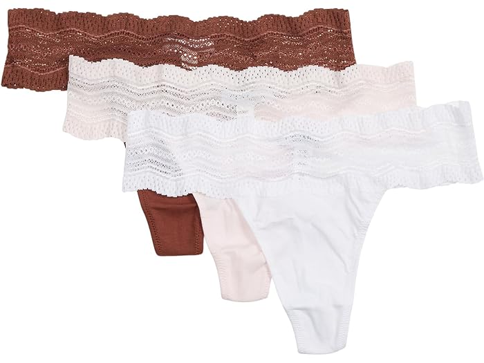 ■商品詳細■ブランドCosabella コサベラ■商品名Cosabella Dolce Cotton 3-Pack Thongドルチェ コットン 3-パック トング■商品状態新品未使用・並行輸入品■色Ticino/Ice Pink/White■詳細Cosabellaの美しいドルチェ3パックTバックをお楽しみください。-やわらかい綿混の生地が肌を包み込みます。-ワイドシェブロンレースウエストバンド。-スカラップのエッジがウエストを引き立てます。-シグネチャーローライダーシルエット。-コットンマチ-スタイル＃DOLPK3321.-3パック.-ウエストバンドの伸縮性により、ワンサイズが最もフィットします。-綿51％,ポリアミド37％,エラスタン12％.-手洗いで冷やし、平らに置いて乾かします。-イタリア製.■備考(取寄) コサベラ レディース ドルチェ コットン 3-パック トング Cosabella women Cosabella Dolce Cotton 3-Pack Thong Ticino/Ice Pink/WhiteCosabella コサベラ レディース スポブラ スポーツブラ スポーツ フィットネス ジム ランニング ジョギング ウェア 女性 インナー ブラ zp-8817892and more...