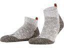 ■商品詳細■ブランドFalke ファルケ■商品名Falke Lodge Homepad Slipper Socksロッジ ホームパッド スリッパ ソックス■商品状態新品未使用・並行輸入品■色Grey (Light Grey Melange 3390)■詳細FALKELodgeHomepadスニーカーソックスは、快適でリラックスした夜を過ごすのに最適なペアです。-足にぴったりフィットする人間工学に基づいた形状。-カジュアルな外観の合成皮革タブ。-綿93％,ポリアミド7％.-洗濯機で冷やし、ラインを乾かします。■備考(取寄) ファルケ メンズ ロッジ ホームパッド スリッパ ソックス Falke men Falke Lodge Homepad Slipper Socks Grey (Light Grey Melange 3390)Falke ファルケ メンズ ソックス 靴下 レッグウェア ブランド スポーツ 男性 カジュアル ファッション 大きいサイズ ビックサイズ zp-9594474