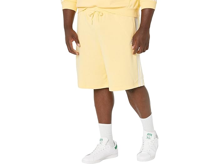 (取寄) アディダス メンズ ビッグ アンド トール エッセンシャル フリース 3ストライプ ショーツ adidas men adidas Big & Tall Essentials Fleece 3-Stripes Shorts Almost Yellow/White