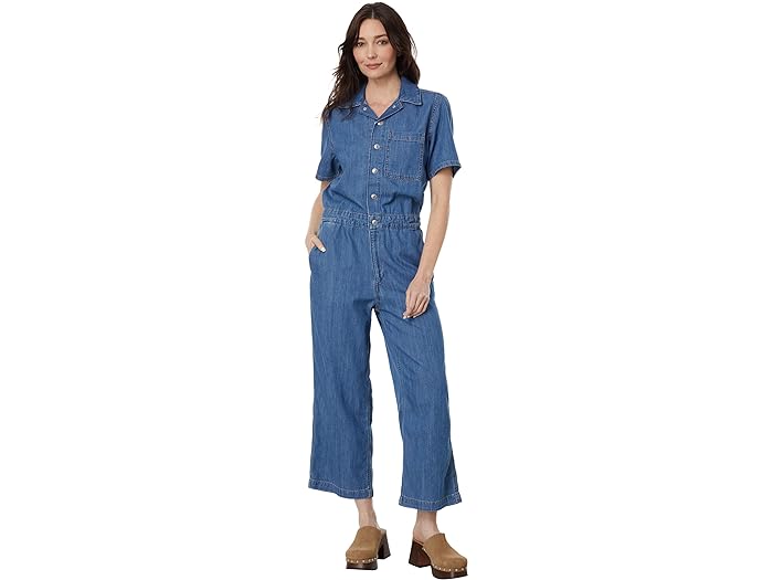 ■商品詳細■ブランドLevi's Womens リーバイス ウィメンズ■商品名Levi's Womens Short Sleeve Heritage Jumpsuitショート スリーブ ヘリテージ ジャンプスーツ■商品状態新品未使用・並行輸入品■色Playday Jumpsuit■詳細スタンダードフィット-襟付きネックライン.-コットン95%、リサイクルコットン5%。-洗濯機で冷水で洗う.■備考(取寄) リーバイス ウィメンズ レディース ショート スリーブ ヘリテージ ジャンプスーツ Levi's Womens women Levi's Womens Short Sleeve Heritage Jumpsuit Playday JumpsuitLevi's Womens リーバイス ウィメンズ レディース ウェア 自転車 サイクリング インナー ブランド 女性 大きいサイズ ビックサイズ zp-9910474