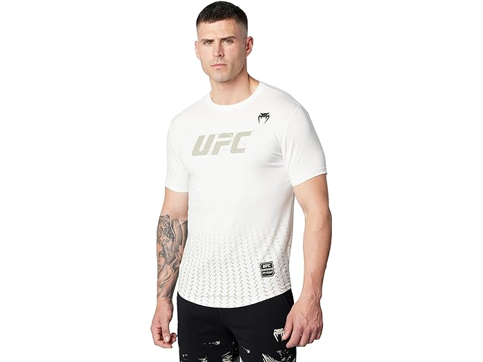 (取寄) ヴェヌム メンズ UFC ヴェヌム オーセンティック ファイト ウィーク 2.0 ショート スリーブ T-シャツ VENUM men VENUM UFC Venum Authentic Fight Week 2.0 Short Sleeve T-Shirt White