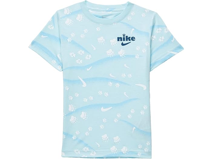 ■商品詳細■ブランドNike Kids ナイキ キッズ■商品名Nike Kids Track Pack Short Sleeve All Over Print Tee (Little Kids)トラック パック ショート スリーブ オール オーバー プリント ティー (リトル キッズ)■商品状態新品未使用・並行輸入品■色Glacier Blue■詳細プル-オンスタイル.-クラシックフィットのシルエット。-レギュラーフィット.-コットン/ポリエステル-洗濯:洗濯機洗い/タンブラー乾燥-製品の測定は、サイズ6のリトルキッドを使用して行われました。サイズによりサイズが異なる場合がございますので、あらかじめご了承ください。■備考(取寄) ナイキ キッズ ボーイズ トラック パック ショート スリーブ オール オーバー プリント ティー (リトル キッズ) Nike Kids boys Nike Kids Track Pack Short Sleeve All Over Print Tee (Little Kids) Glacier BlueNike Kids ナイキ キッズ キッズ Tシャツ シャツ インナー トップス ジュニア レファッション ブランド 大きいサイズ ビックサイズ zp-9866810