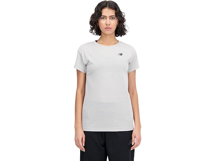 (取寄) ニューバランス レディース リレントレス ヘザーテック T-シャツ New Balance women New Balance Relentless Heathertech T-Shirt Athletic Grey