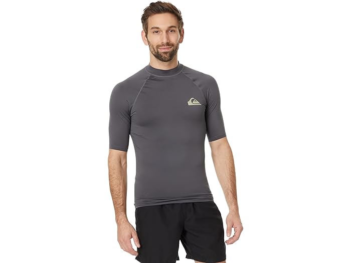(取寄) クイックシルバー メンズ エブリデイ UPF50 ショート スリーブ ラッシュガード Quiksilver men Everyday UPF50 Short Sleeve Rashguard Iron Gate