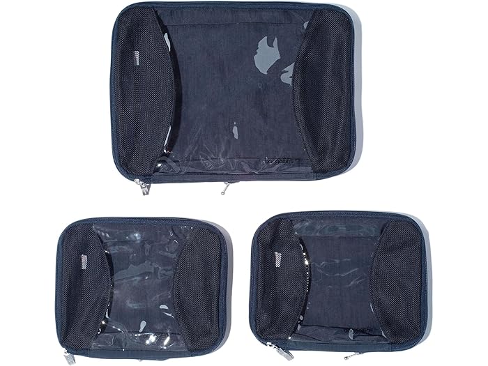 ■商品詳細■ブランドBaggallini バッガリーニ■商品名Baggallini 2 Medium + 1 Large Compression Cube2 ミディアム + 1 ラージ コンプレッション キューブ■商品状態新品未使用・並行輸入品■色French Navy■詳細見やすいように透明なパネル。-さらにスペースを節約するための圧縮キューブジッパー。-軽量で耐水性があり、ジッパーで開閉します。-測定：深さ：1インチ拡張深さ：2 12インチ高さ：9インチ重量：4オンス-通気性のあるメッシュトップ。-モジュラーシステムは荷物に完全にフィットします。-次の休暇の準備は、Baggallini2ミディアム+1ラージコンプレッションキューブで簡単に行えます。中型の圧縮キューブと大型の圧縮キューブには、一目で必需品を見つけるのに役立つ透明なパネルがあり、換気されたメッシュは物事を新鮮に保つのに役立ちます。-ポリエステル.-2つの中型および1つの大型の圧縮キューブのセット。■備考(取寄) バッガリーニ レディース 2 ミディアム + 1 ラージ コンプレッション キューブ Baggallini women 2 Medium + 1 Large Compression Cube French NavyBaggallini バッガリーニ バッグ 鞄 トラベルポーチ トラベルバッグ 旅行かばん zp-9621339