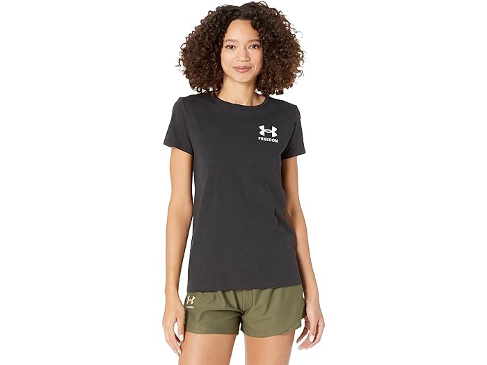 Rakuten - (取寄) アンダーアーマー レディース ニュー フリーダム フロッグ T-シャツ Under Armour women New Freedom Flag T-Shirt Black/White