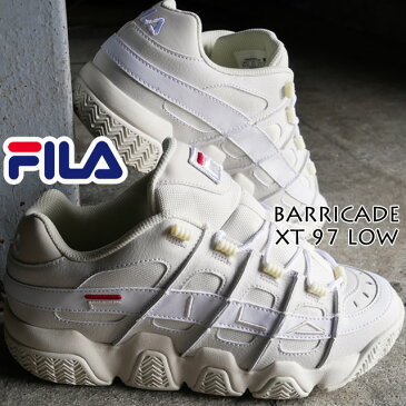 【あす楽】フィラ FILA メンズ レディース スニーカー フィラバリケード XT 97 ロー ダッドスニーカー 厚底スニーカー ダッドシューズ ローカット 靴 1055 オフホワイト 白 F0391 【送料無料】 evid