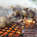 素材の旨味をそのままに、職人が炭火で丹念に手焼きしました。常温で保存ができて賞味期限も出荷日から180日と長期保存もできます。食べきりサイズで小分けしてあるので食べたいときにすぐに使えて大変便利でお得なセットです。■配送不可地域：北海道・沖縄・離島は配送不可■JANコード：4953675001062■温度帯：常温■賞味期限：出荷日より180日■規格：80g×32パック■サイズ(mm)：180×120×20