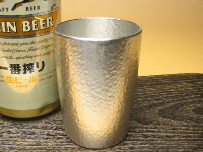 【名入れ無し】日本酒用にも！大人気ビールジョッキ！缶ビールが旨くなる！大阪錫器　タンブラーベルク(小)　大阪浪華錫器　ビアマグ【楽ギフ_包装】【楽ギフ_のし】【楽ギフ_のし宛書】