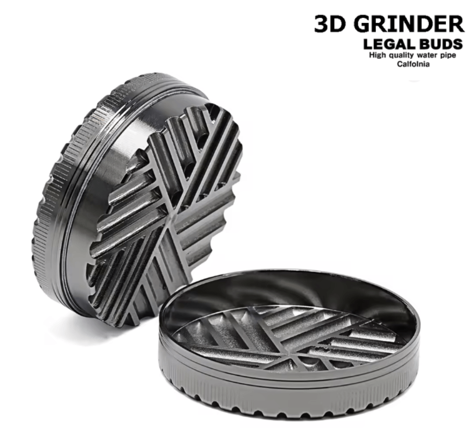 ■Color:Black ■Brand:リーガルバッツ ■Materail:Quality Aluminum ■Size:63mm 3part [特徴] 最新のフラップブレードを採用したブレード（ブレードのエッジでハーブを切り刻む）スタイルのグラインダー 外側の端にあるセンタリングウェッジは、ハーブを中央に押し戻して一定の動きを実現します スムーズで正確な回転のためのナイロンOリング アメリカの航空機グレードのアルミニウムを使用して製造、強度を高めるために陽極酸化処理済 本体は3層構造でストレージ（ハーブストック）付き ■スペック ■サイズ：直径63mm、高さ23mm ■素材：アルマイト（航空機の外装に使用されているアルミニウム）■LAのヘッドショップ[リーガルバッツ]オフィシャル フラップブレードという最新の刃を採用しハーブナイフのように葉を切り刻むスタイルのグラインダー ■ The Crystal Twister is precision-manufactured from tough aluminium. It features extra sharp diamond-shaped teeth so it can bite through the toughest of herbs.