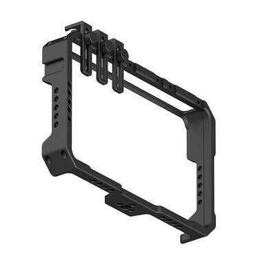 ■ 特長 YoloLiv YoloBoxに対応するリグです。 1/4インチネジ穴やコールドシューを備え、様々なアクセサリーの装着が可能です。 付属のケーブルクランプで配線の取り回しを向上します。 ■ 同梱品 ・ トッププレート x1 ・ サイトプレート（右） x1 ・ サイトプレート（左） x1 ・ プレートベース x1 ・ ケーブルクランプ x7 ・ ケーブルクランプノブ x7 ・ M3x8 ネジ x12 ・ D9x9 ネジ x2 ・ 2.5?六角レンチ x1 ・ 4?レンチ x1