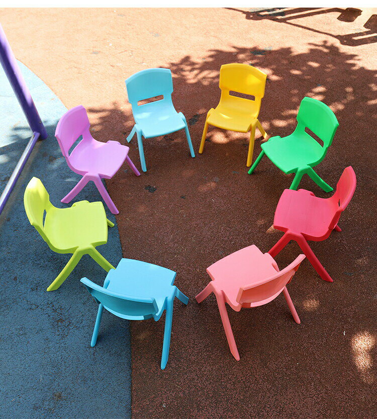 ITEM INFORMATION ■ 素材 プラスチック製（軽量で持ち運び簡単） ■ デザイン シンプルでモダン、子供部屋にぴったり ■ 耐荷重 強化設計でしっかりサポート ■ 安全性 角を丸く処理、子どもに優しい ■ カラーバリエーション...