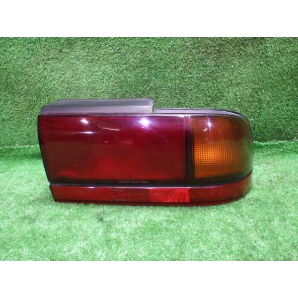 【中古】 エテルナ E34A 右テールランプ・テールライト LX 三菱 MITSUBISHI スタンレー 043-1523 MB698500 B96 55558 1992年5月 4D65