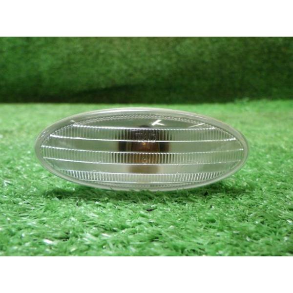 【中古】 ノート NE11 FRフェンダー用サイドマーカー 15X4 4WD 26490-VE100