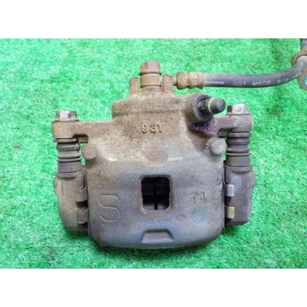 【中古】 エブリィ DA17V 右フロントキャリパー PC 4WD スズキ SUZUKI 98Y 55101-82M01-999 26U 55585 2019年9月 R06A