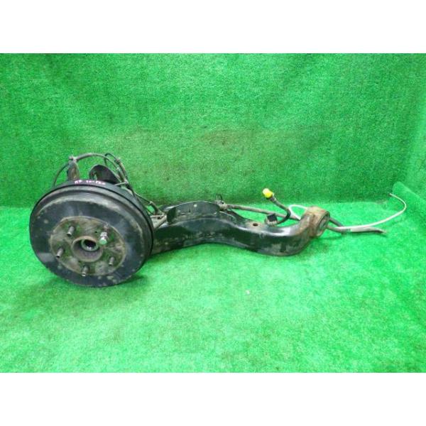 【中古】 ラフェスタ NB30 右リアナックルハブ ジョイX 4WD 55501-EN10A