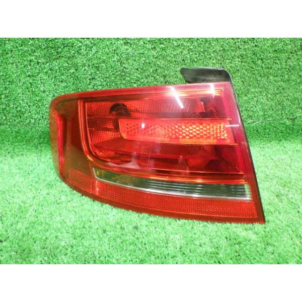 【中古】 アウディ A4 8KCDNF 左テールランプ・テールライト 2.0TFSIクワトロ 4WD ヘラー 77R-00 8K5945095D LY9C 55553 2009年7月 CDN