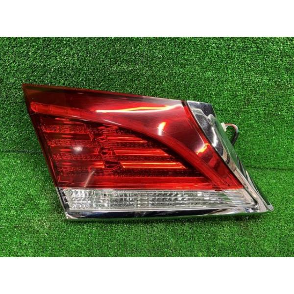 【中古】 クラウン GRS211 左フィニッシャーパネル スタンレー 30-405