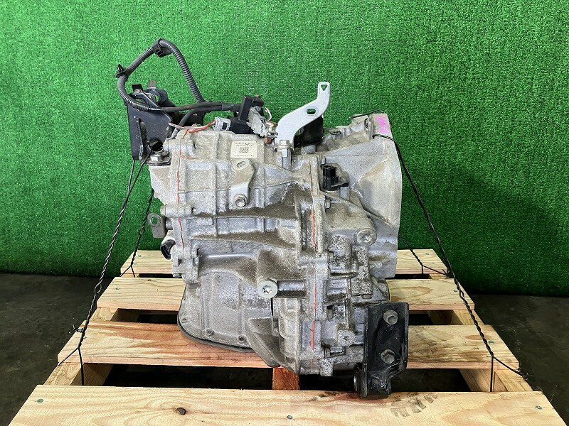 【中古】 ヴィッツ SCP90 オートマミッション・ATミッション Fリミテッド 30400-52140 9AE