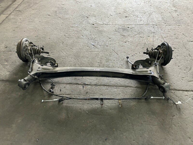 【中古】 N-BOX JF2 リアアクスルビーム G Lパッケージ 4WD 42100-TY1-020 NH787M