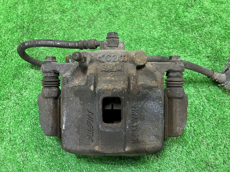 【中古】 フィット GE7 右フロントキャリパー G スマートセレクション 4WD AISIN 16CL14VNH 45018-TK6-A02 BG53M