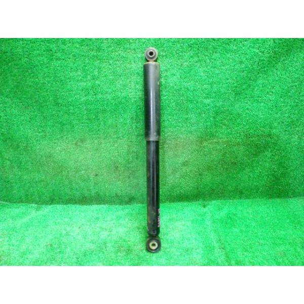 【中古】 ルーミー M900A 右リアショックアブソーバー X トヨタ TOYOTA カヤバ 48531-B1410 48530-B916..