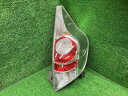 【中古】 アクア NHP10 右テールランプ・テールライト S スタンレー 52-252 81550-52A80 209