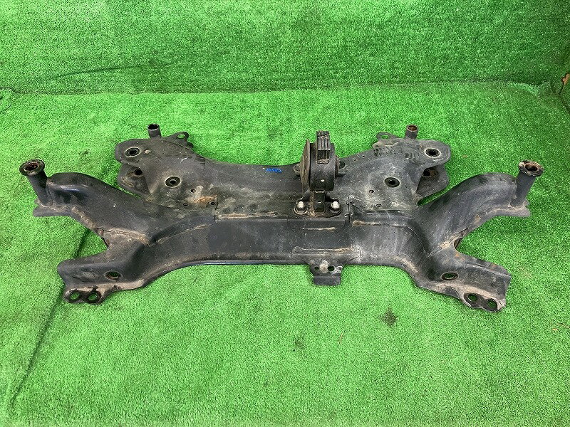 【中古】 レクサス NX AYZ15 フロントメンバー NX300H バージョンL 4WD 51201-78020 085
