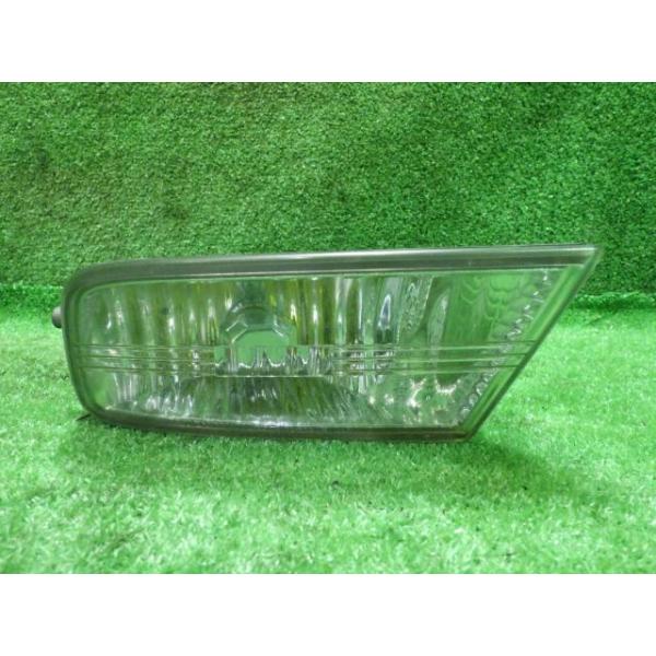 【中古】 クラウン JZS175 右フォグランプ・フォグライト 特殊車両 コイト 30-269 81211-30251 2EF
