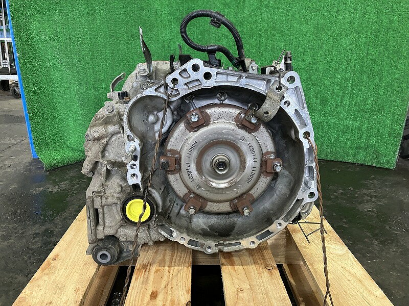 【中古】 ヴィッツ KSP130 オートマミッション・ATミッション ジュエラ 30400-52151 3S7