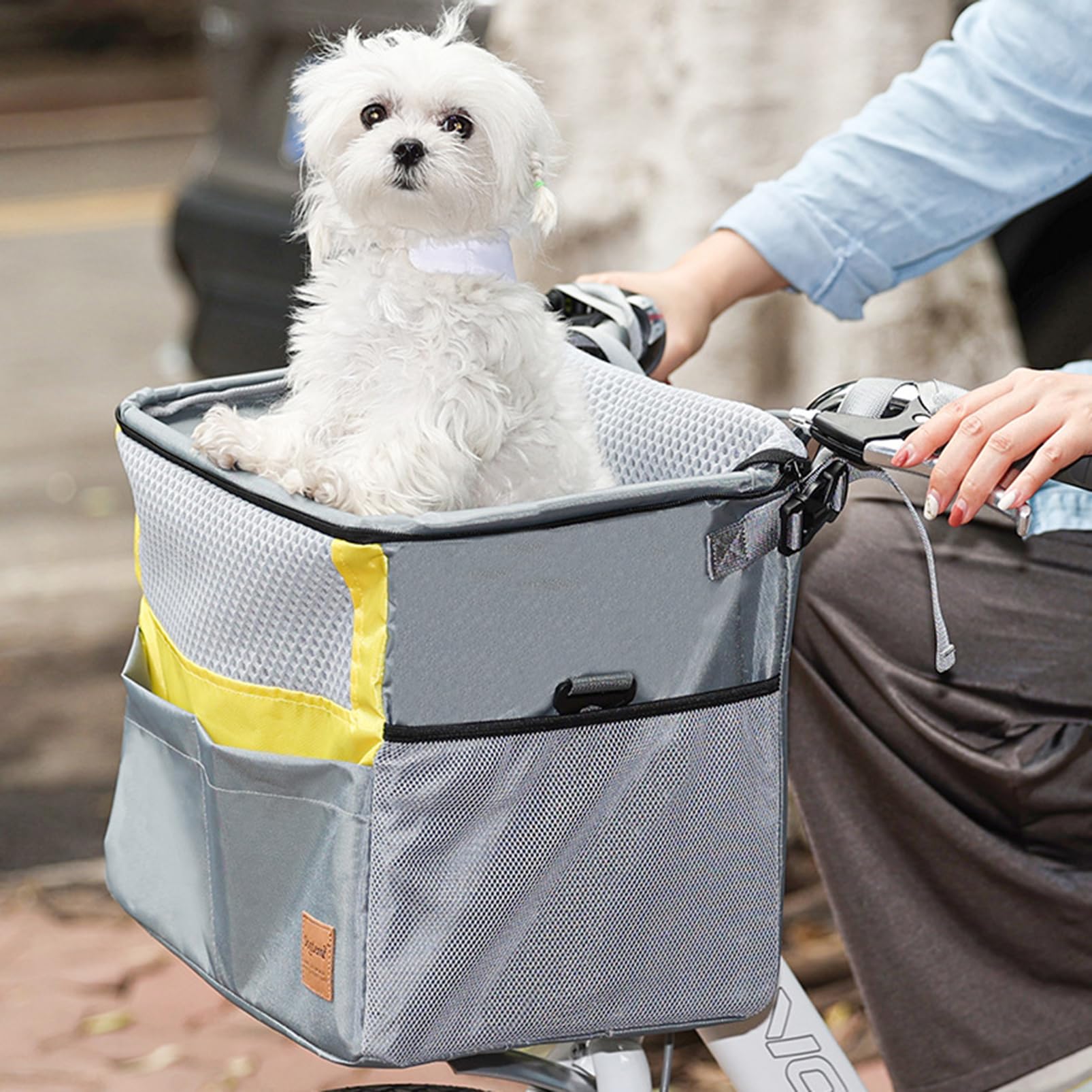 SZSS 自転車前カゴ 小型犬 猫用 自転車キャリーバッグ ペット車用ドライブボックス 犬の車用シート 折りたたみ 飛び出し防止 防水で通気のカバーや安全ベルト付き 取り付け お手入れ簡単 犬と…