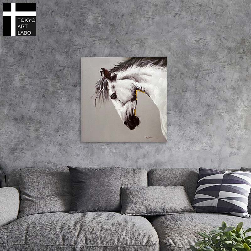 絵画 H700mm W700mm ダイナミックな壁掛けインテリア フレームレス 完成品 馬 ホワイトホース 白馬 馬の絵 油絵 癒しのヒーリングアート 壁に飾る キャンバスパネル 額無し に 絵 壁掛け リビング 白黒 ダイニング 豪華な モノトーン 黒 大きい