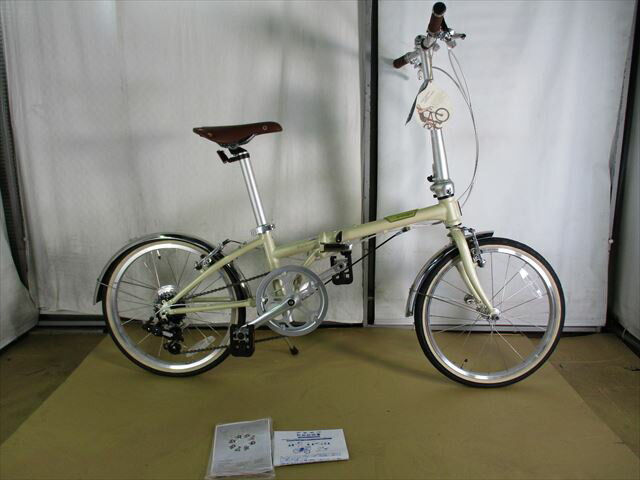 【整備済】『30％OFF』アウトレット　2021 DAHON（ダホン） Boardwalk D7ボードウォーク D7　SILKY　BEIGE 折りたたみ自転車　在庫限り　新品未使用　正規品