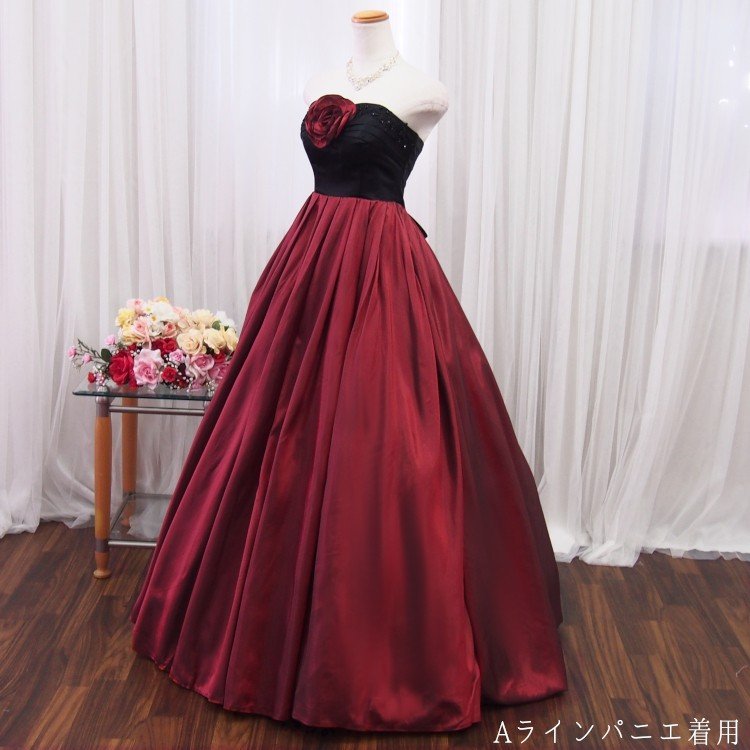 【NEW】演奏会用ドレス カラードレス 2色 ワインレッド×ブラック/グリーン×ブラック コサージュ付き コサージュ取り外し可能 7号 9号 11号 Sサイズ Mサイズ Lサイズ ウエディングドレス 結婚式 二次会 発表会 舞台ステージ衣装 31608