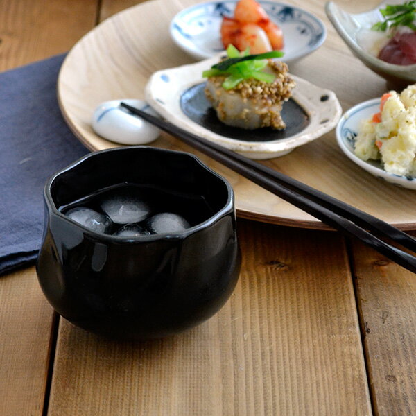 在庫限り カップ　ゆらゆらスイング食器（黒）ロックグラス ロックカップ 焼酎カップ 焼酎グラス 小鉢 ..