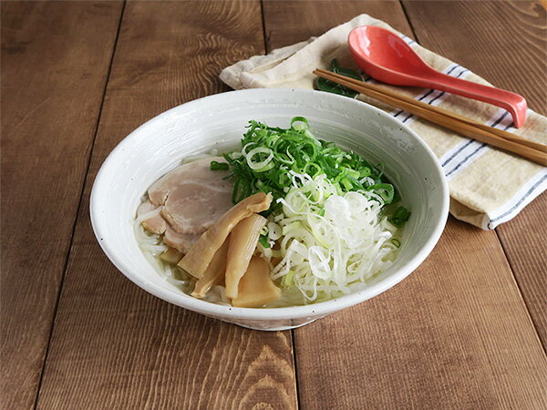 どんぶり 粉引　しのぎ刷毛目　6.3ラーメンどんぶり（19.7cm）丼ぶり 丼 ボウル 麺鉢 ラーメン鉢 ラーメン どんぶり 盛り鉢 うどん鉢 大鉢 煮物鉢 サラダボウル 和食器 食器 おしゃれ カフェ風 20cm