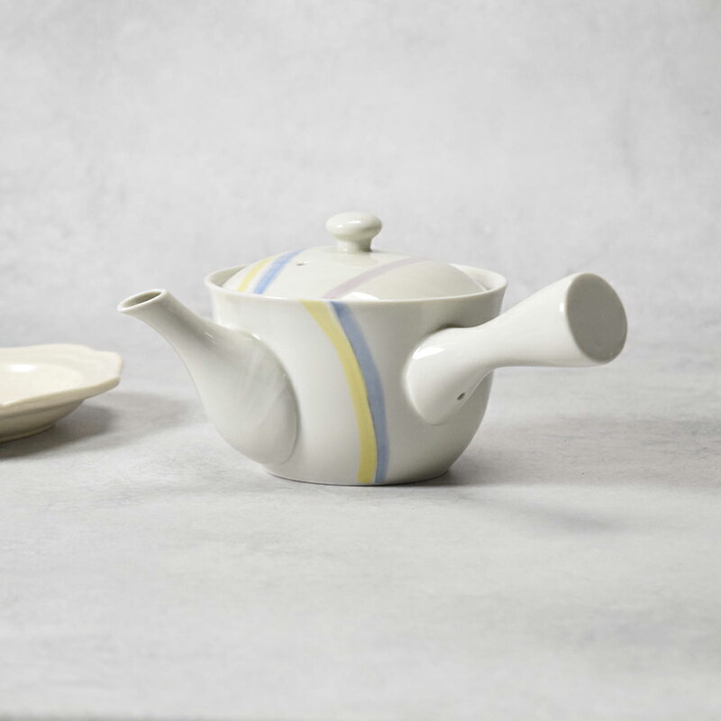 Rakuten - 急須 230cc 色線 1〜2人用 タイ製 在庫限り茶こし付き 茶漉し ポット 茶器 ティーポット 日本茶 お茶 ドリンクウェア きゅうす 食器 パステル シンプル ナチュラル 自然 素朴