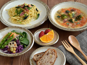プレート 和食器 小皿 (渕錆粉引) おしゃれ お皿 皿 醤油皿 漬物皿 珍味皿 薬味皿 取り皿 お菓子皿 和 ナチュラル ミニプレート しょうゆ小皿 カフェ食器 カフェ風 モダン 和カフェ かわいい 可愛い plate