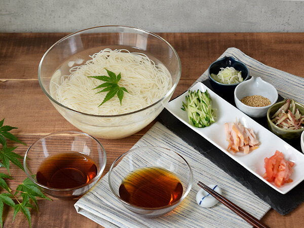 そうめん鉢　23cm　ガラス製 ボウル サラダボウル そうめん鉢 麺鉢 鉢 大鉢 ガラス ガラス食器 強化ガラス レンジ可 チョップドサラダ カフェ風 おしゃれ