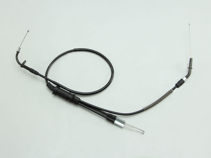 ハリケーン スロットルケーブル ブラック HB4304-01