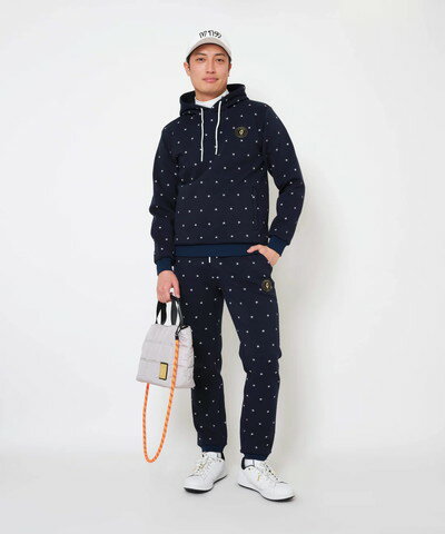 V12 ゴルフ ヴィ・トゥエルブ メンズ パーカー フード付きトレーナー ダンボールニット素材 裏地付き スター飛び柄刺繍 M〜3Lまでご用意 ロゴワッペン 【送料無料】 2025 秋冬 新作 ゴルフウェア