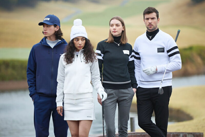 バンデル BANDEL メンズ トレーナー 表ニット風素材 ハイネック Vネックレイヤーデザイン 裏起毛 保温 防寒 ラインデザイン ロゴワッペン ロゴプリント 【送料無料】 2025 秋冬 新作 ゴルフウェア