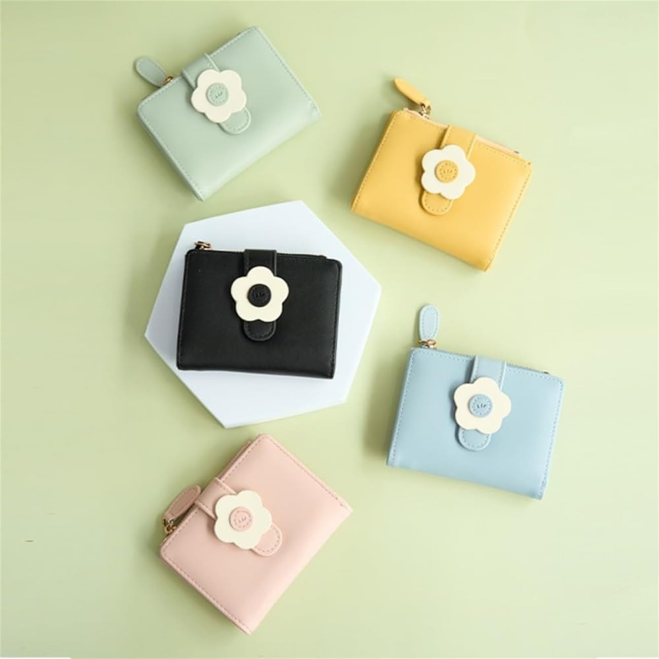 レディース 財布 折り畳み財布 2つ折り かわいい ミニサイズ 小銭入れ カード入れ 大容量 コンパクト 軽量 学生 高校生 女子 多機能ポケット 収納便利 日常使い (ピンク)