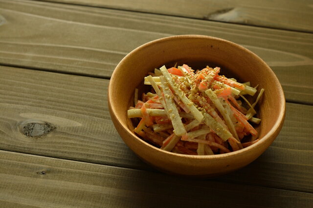 白いりごま 200g 胡麻屋の底力 チャック式 （メール便）白胡麻 白ごま しろごま 白煎り胡麻 炒り胡麻 国内加工 製菓材料 乾物 製パン