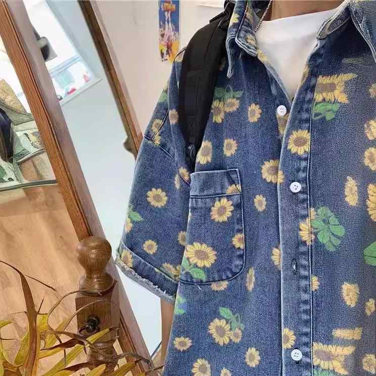 Rakuten - デニムシャツ メンズ 半袖 ヴィンテージ風 ウォッシュ加工 総柄 デイジー ゆったり ルーズフィット コットン ブルー カジュアル トップス 男性 夏物 普段使い ストリート 耐摩耗性