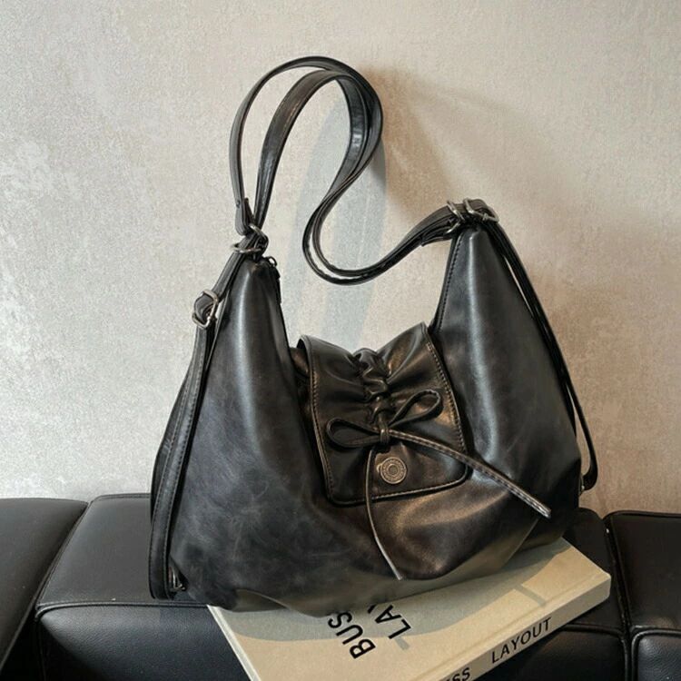 【送料無料】トートバッグ レディース リュック ショルダーバッグ 2way 3way バッグ 通勤 ビジネス 通勤バッグリュックサック お仕事バッグ肩掛けバッグ 通学バッグ 大学生肩掛け 斜めがけ リボン おしゃれ バッグ 肩掛けバッグ フェイクレザー かわいい シンプルカジュア