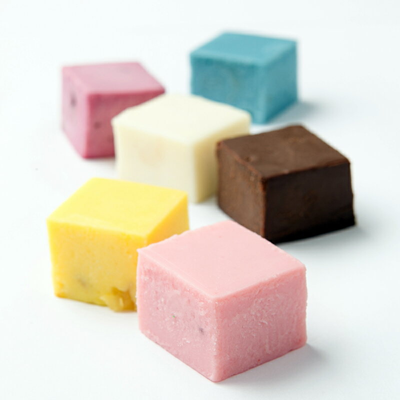 Lindt Lindor ホワイトチョコレートトリュフ、5.1オンス Lindt Lindor White Chocolate Truffle, 5.1 Ounce