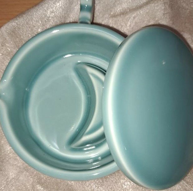 陶器の墨池　青磁墨池　陶器 汚れが付着しにくい陶器なのでキズが付きにくい サイズ：105×105×50mm陶器の墨池　青磁墨池　陶器 汚れが付着しにくい陶器なのでキズが付きにくい サイズ：105×105×50mm